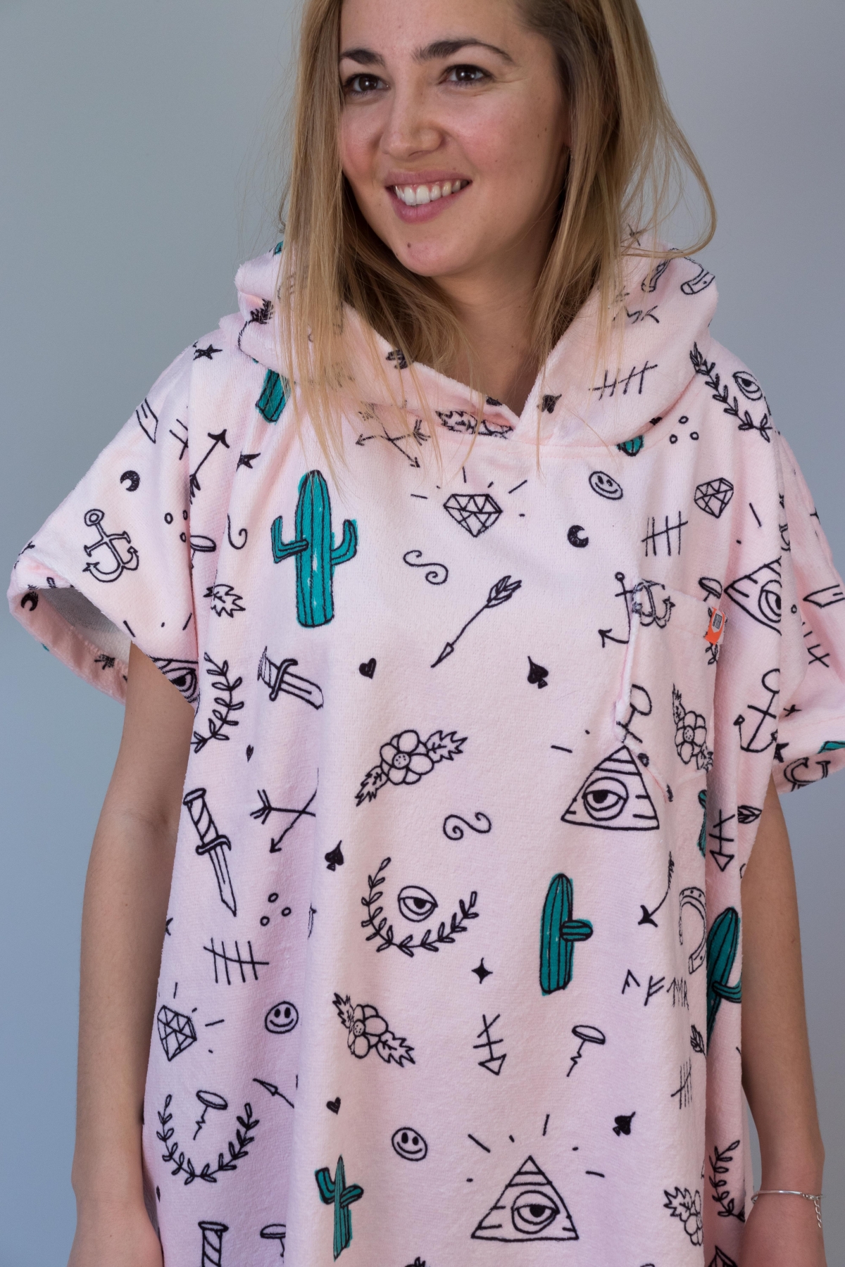 Poncho After Essentials Hype Pale Pink