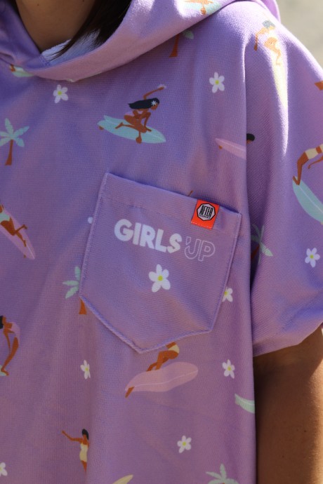 Poncho After Essentials GIRLS UP x Les Nenettes