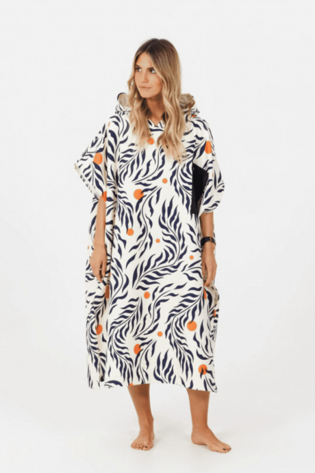 Poncho After Essentials Tech Pocket Feather Leaves