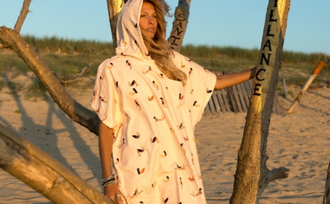 Le poncho de plage : un véritable game-changer !